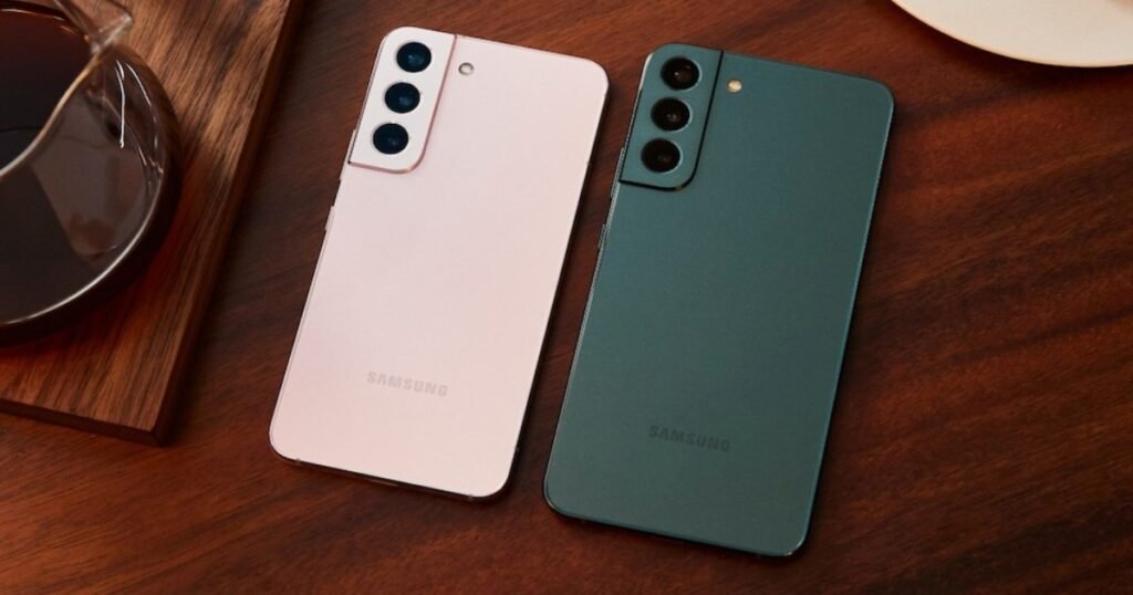 आधे दाम का हुआ Samsung का प्रीमियम फोन, भारी छूट देख मची अफरा तफरी, खत्म होने लगा स्टॉक
