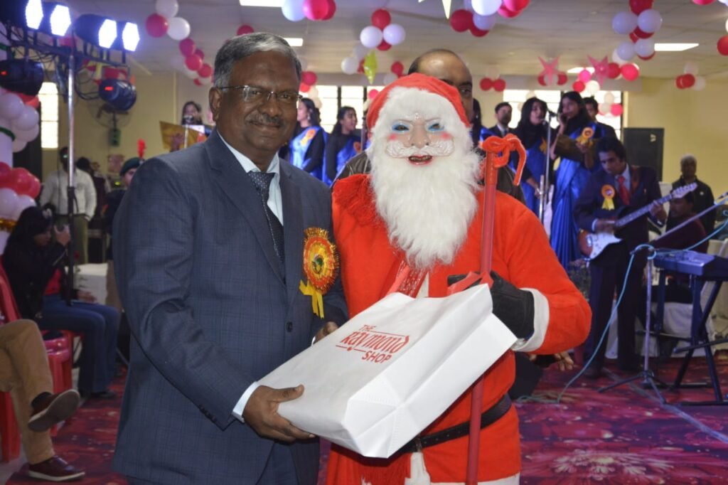 Gorakhpur News - सेण्ट ऐण्ड्रयूज कॉलेज में "मैरी क्रिसमस" समारोह कार्यक्रम का हुआ आयोजन