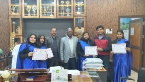 Gorakhpur News - मण्डल स्तरीय प्रतियोगिता: सेण्ट ऐण्ड्रयूज कॉलेज की छात्राओं ने नुक्कड़ नाटक में प्राप्त किया तीसरा स्थान